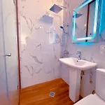 Oda Guest House 3*