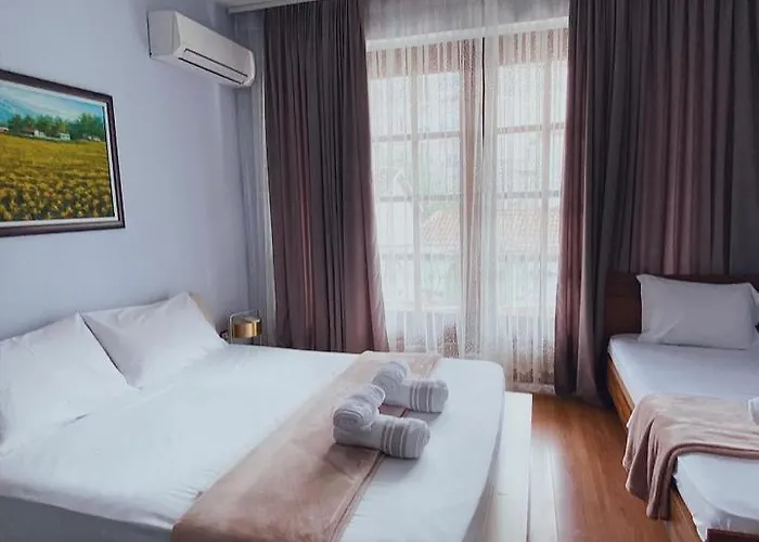 Oda Guest House 3* Korça